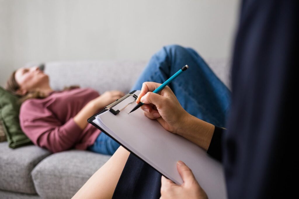 Primera sesión para fijar metas, sesiones cortas y tareas aplicables
